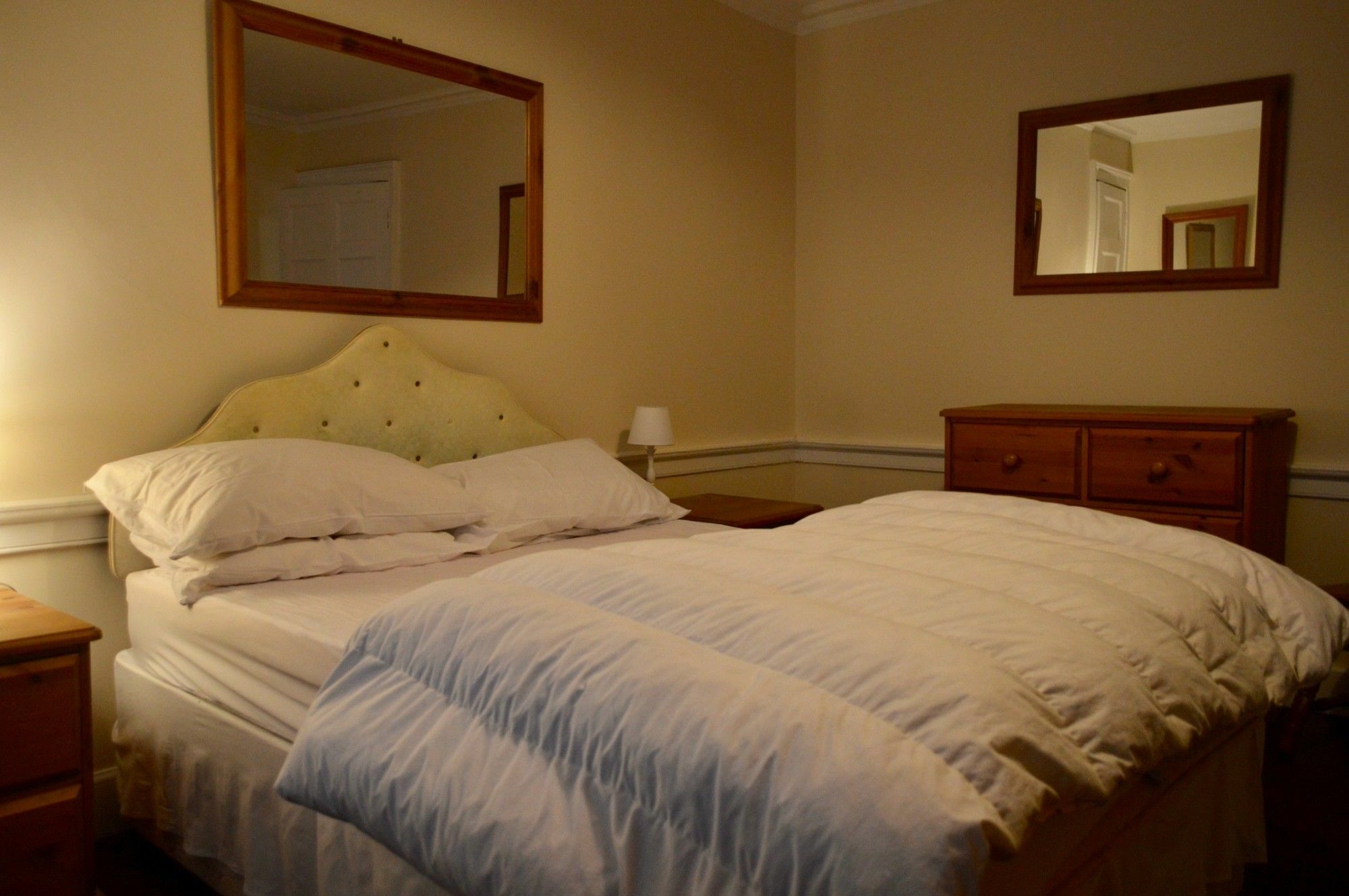 Central 1 Bedroom Apartment Sleeps 2 Эдинбург Экстерьер фото